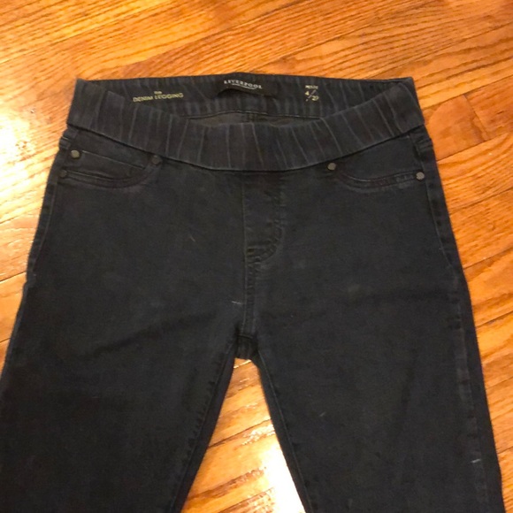 Liverpool Denim Jeggings - Picture 3 of 3